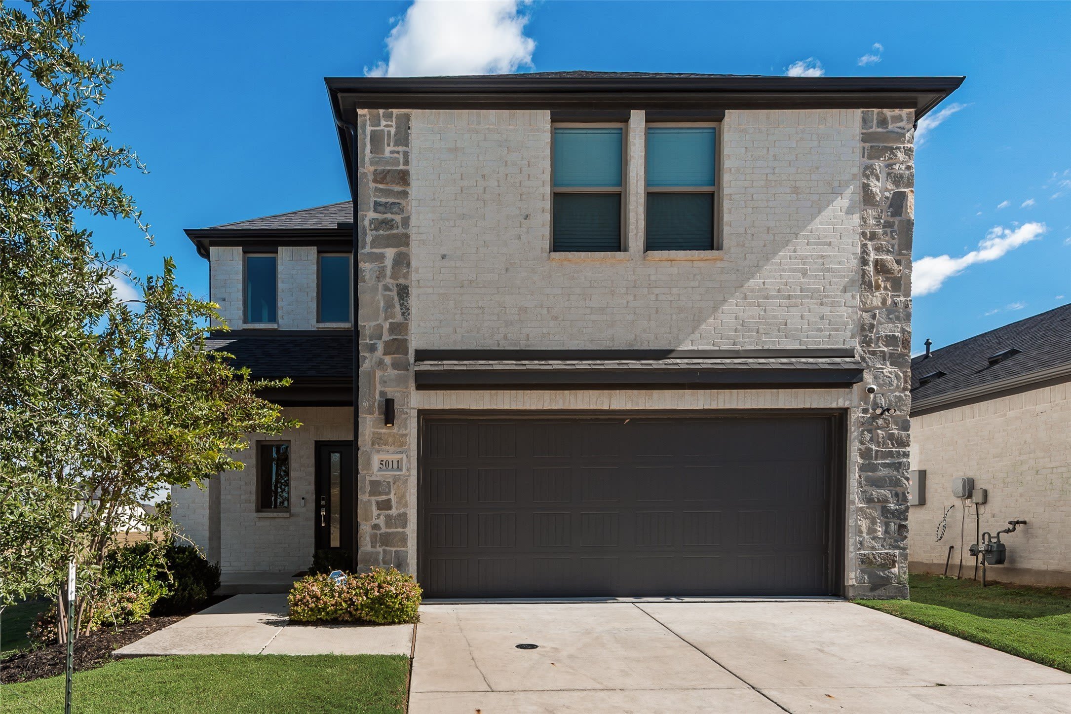 5011 Emerald Hill Drive – photo 1