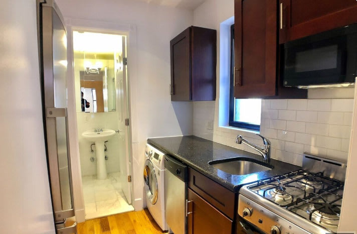 311 Mott St – photo 5