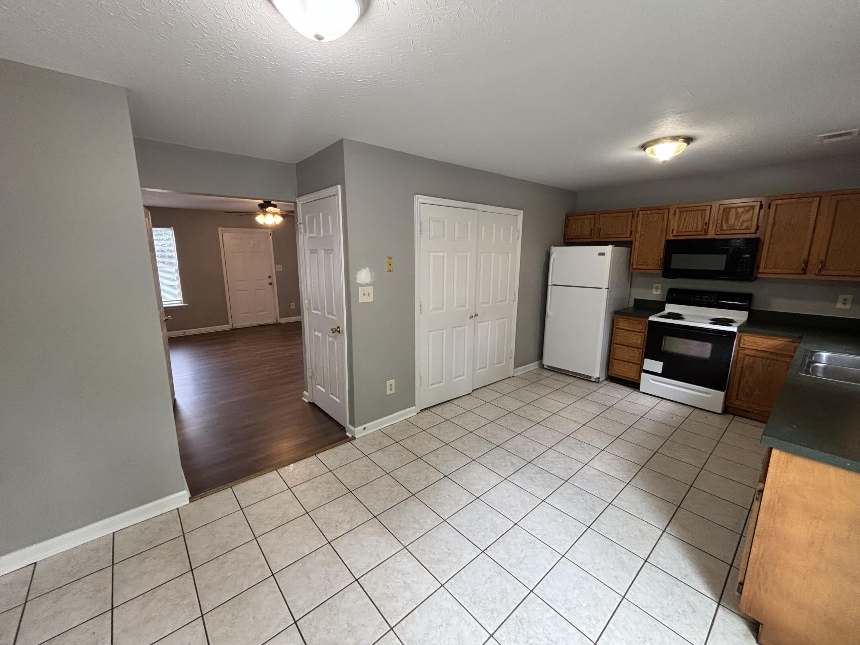 210 Maple Leaf Lane – photo 3