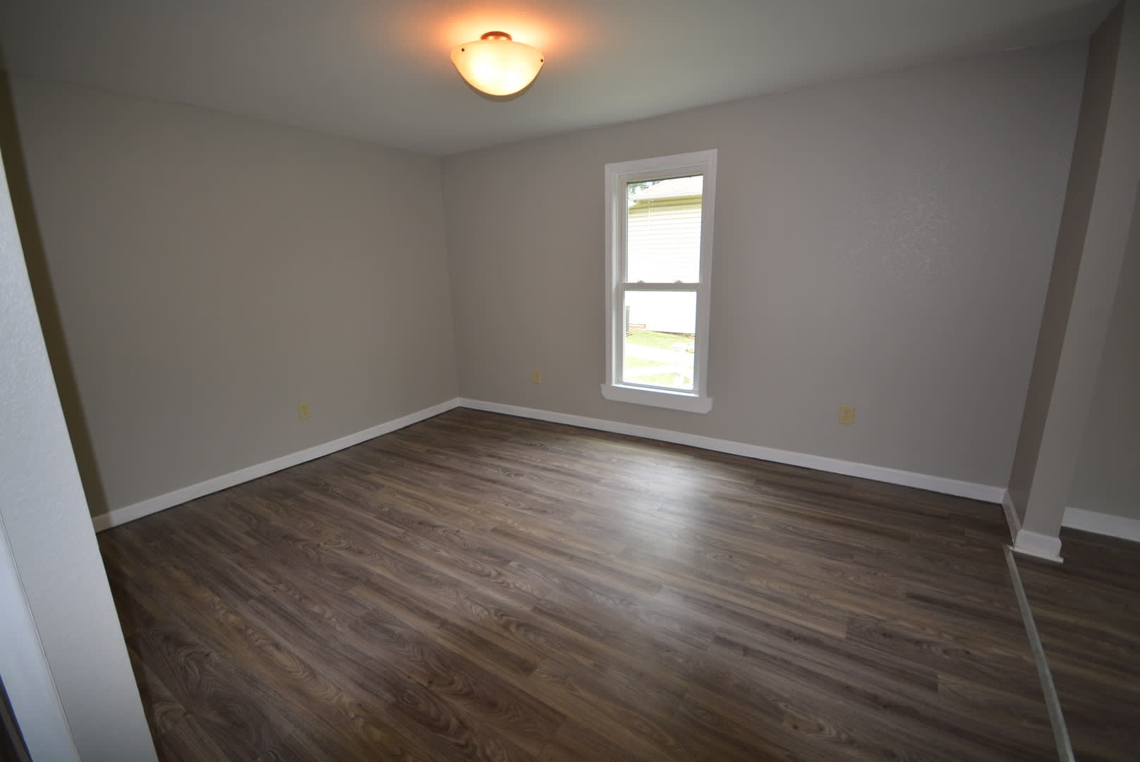Space Space More Space 3 Bedroom 1 Bath Home – photo 3