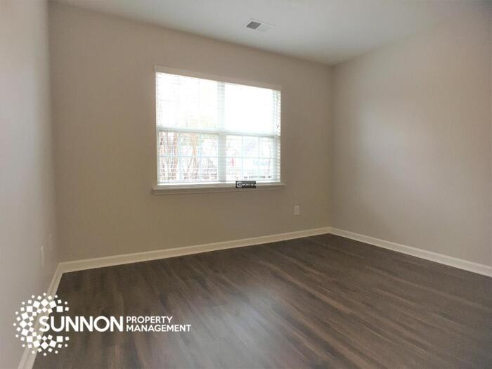 6439 Saint Bernard Way – photo 5