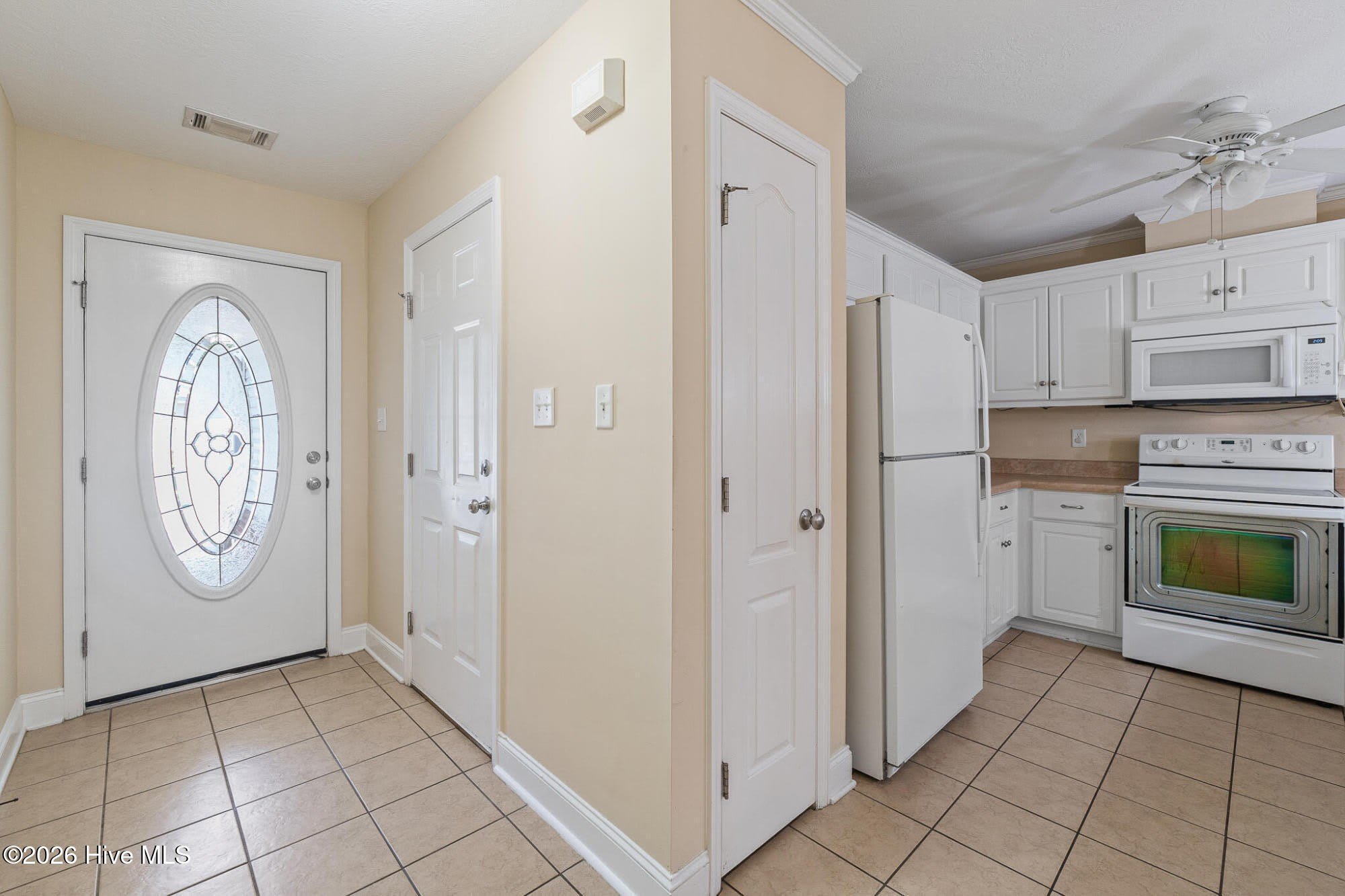 815 Whispering Willow Court – photo 3