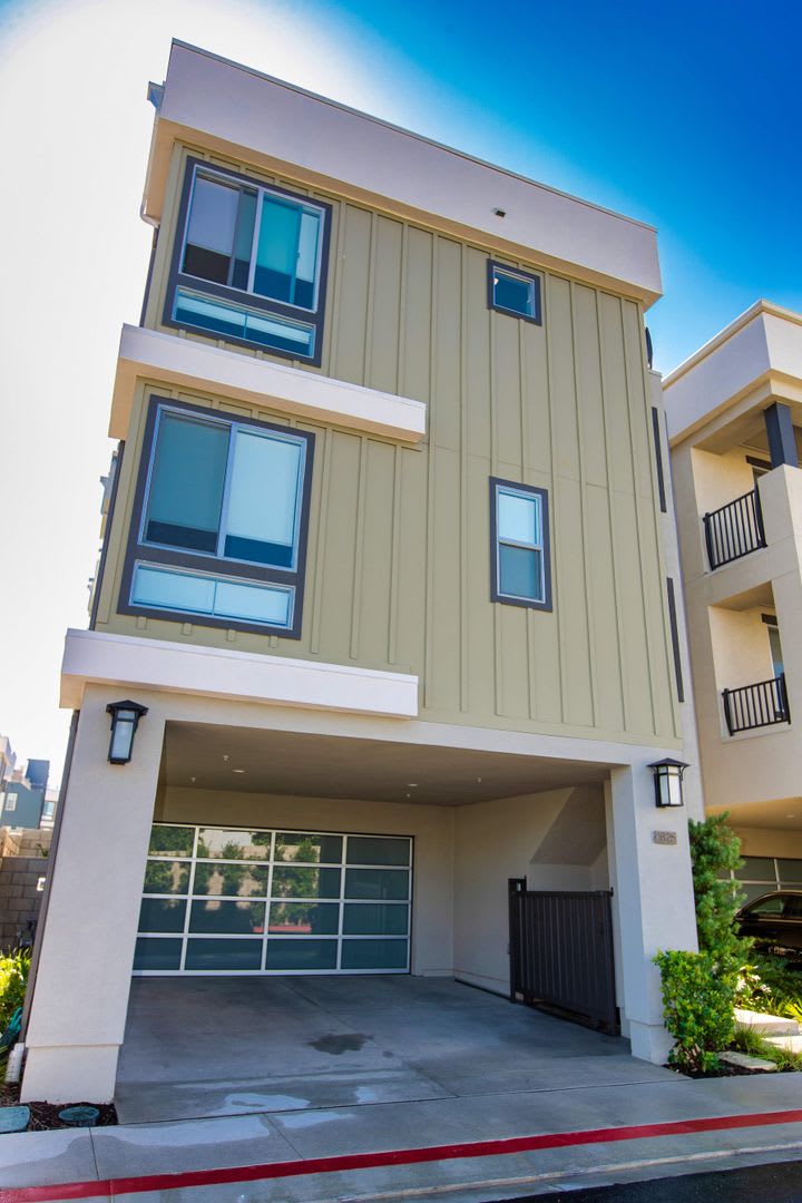 Highly Desired 4 Bedroom Floor Plan in Lighthouse Community – photo 4