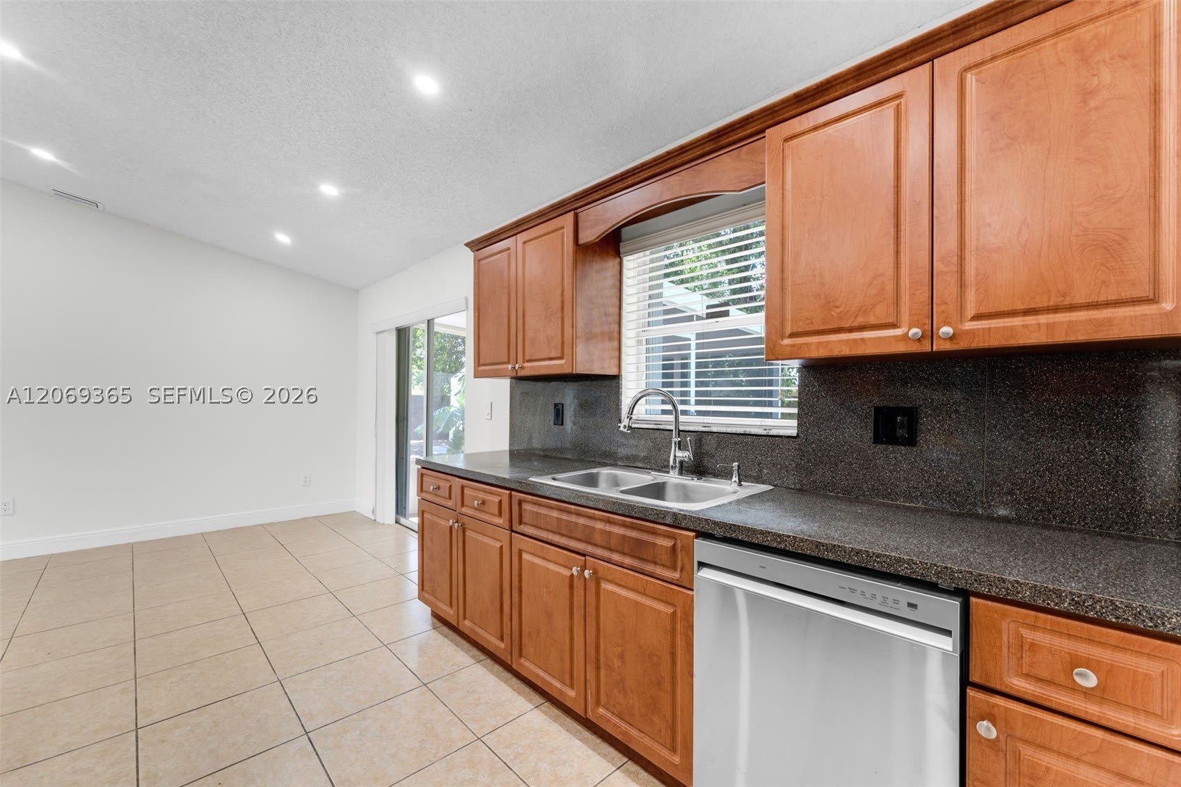 13830 SW 282nd St – photo 5