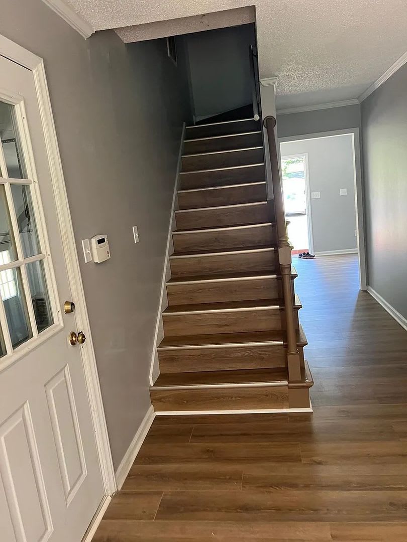 Room in 3 Bedroom Home at Newfoundland Ct – photo 3