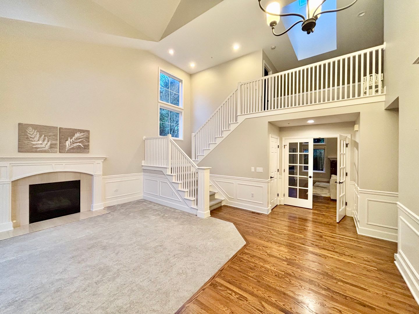 Luxurious 4BR Bellevue Oasis For Rent – photo 3