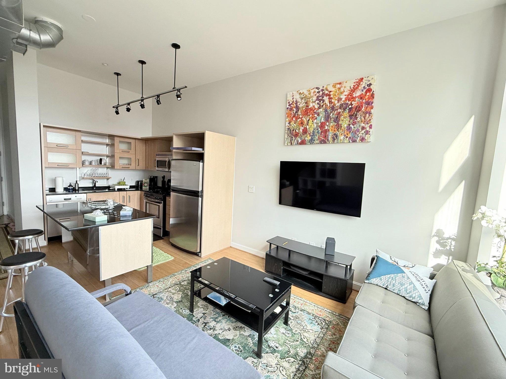 1390 V Street NW – photo 3