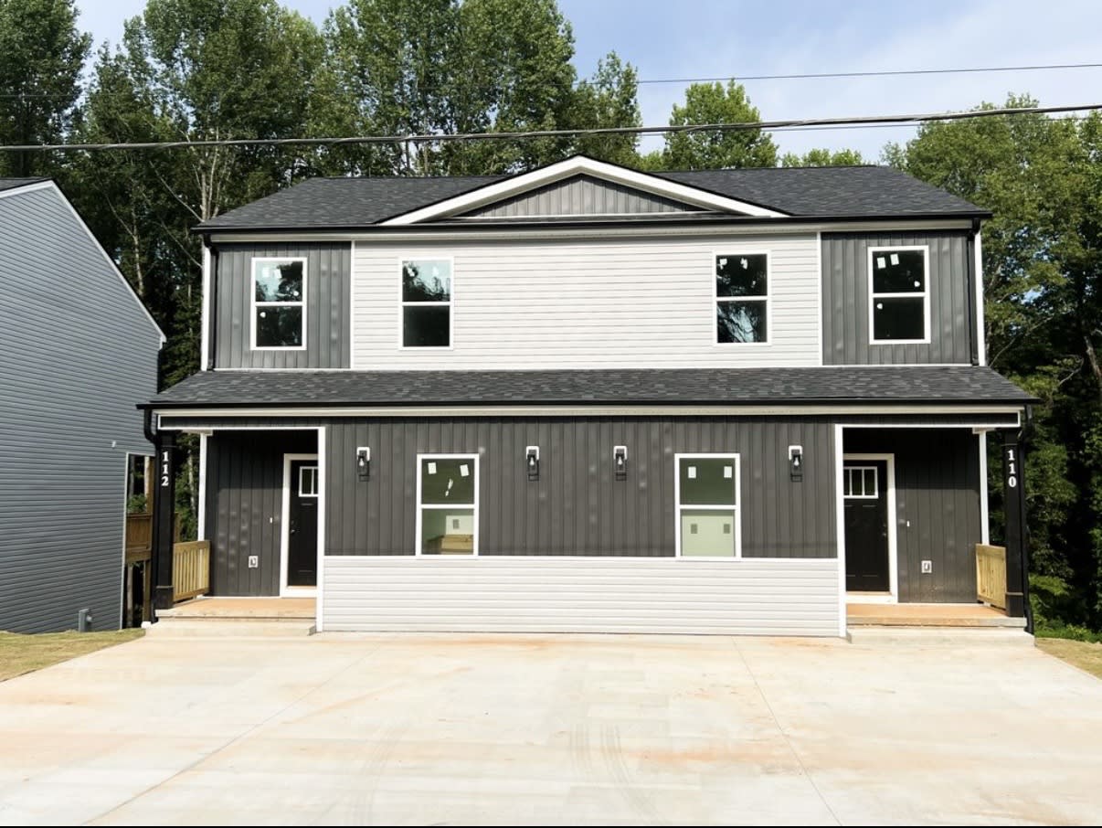 118 Honda Street – photo 1