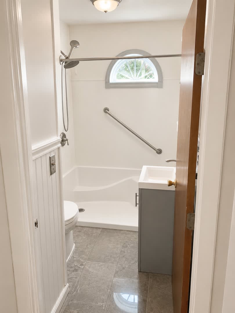 246 Howard st 3 bed 1 bath – photo 5