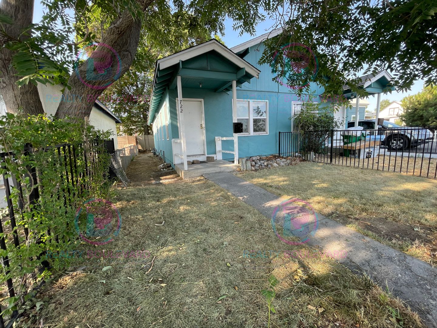 Charming Cottage-Style Home with Private Yard Near Downtown Reno – photo 1