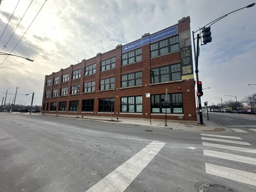2032 N Clybourn Ave – photo 1