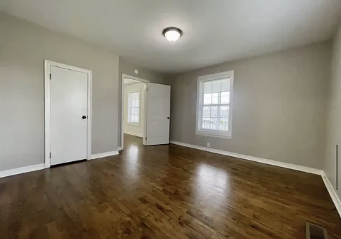 406 6th St Sw – photo 4