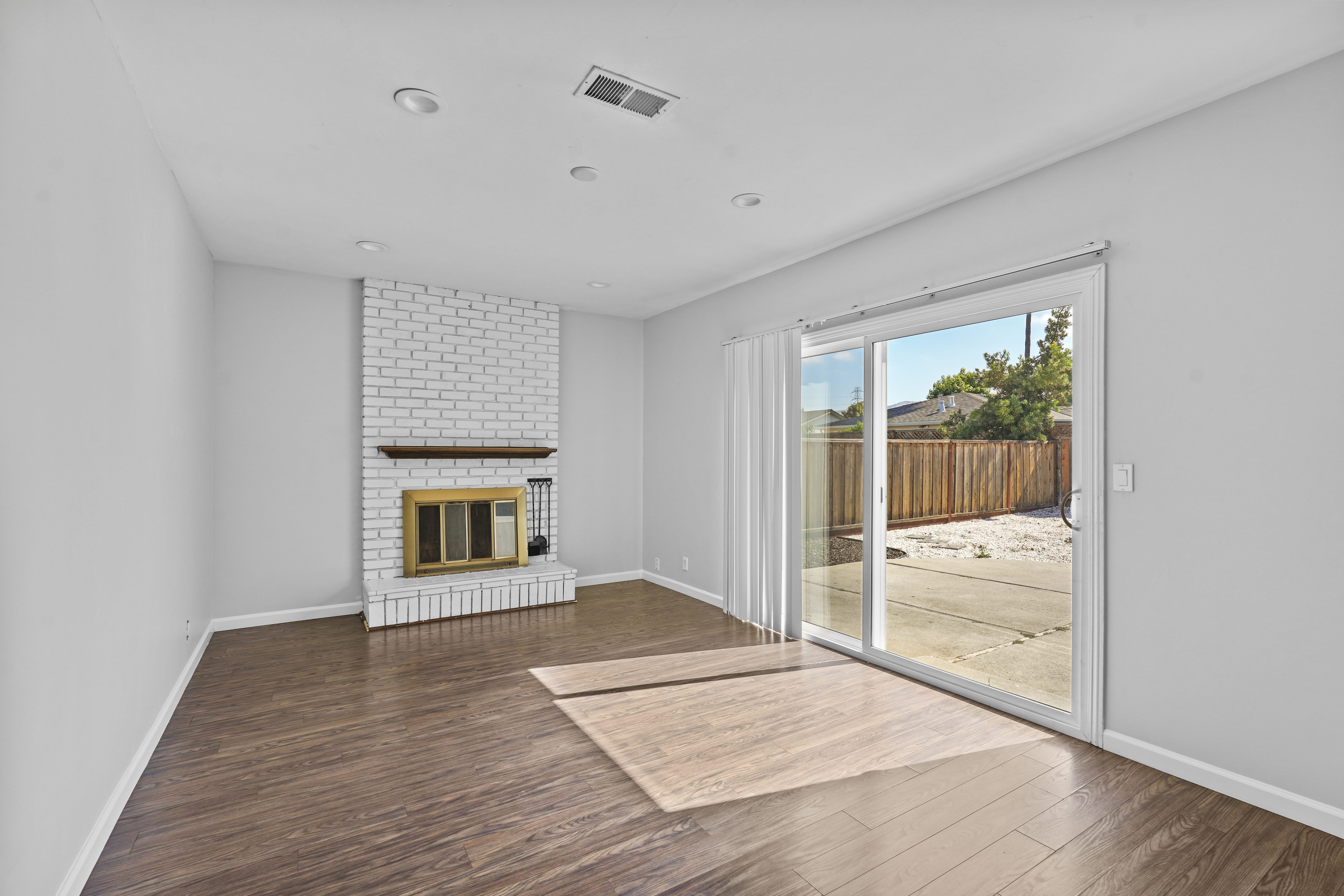 2869 Fairfax Ct – photo 3