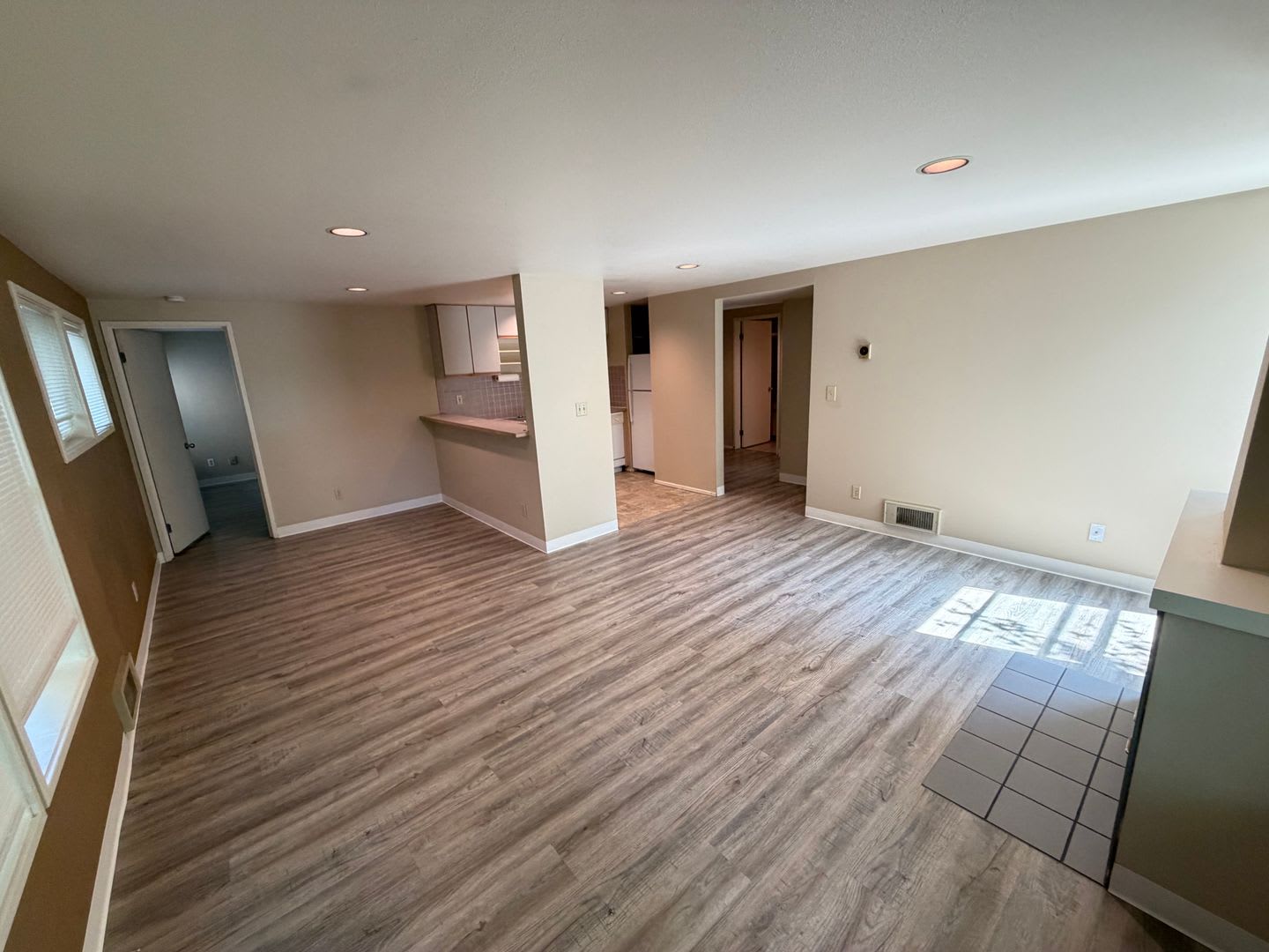 Boston West Apartments – photo 5