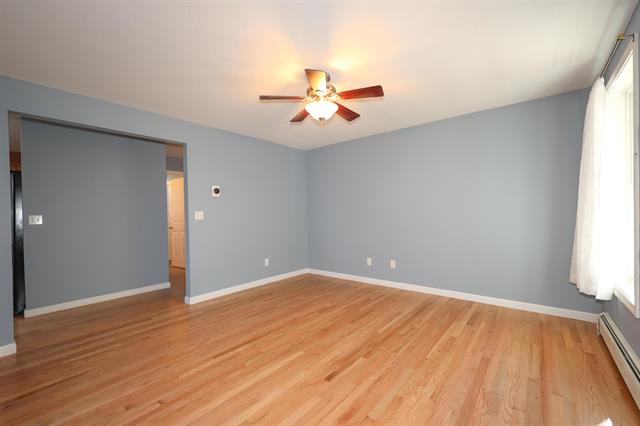 8 Graham Road – photo 5