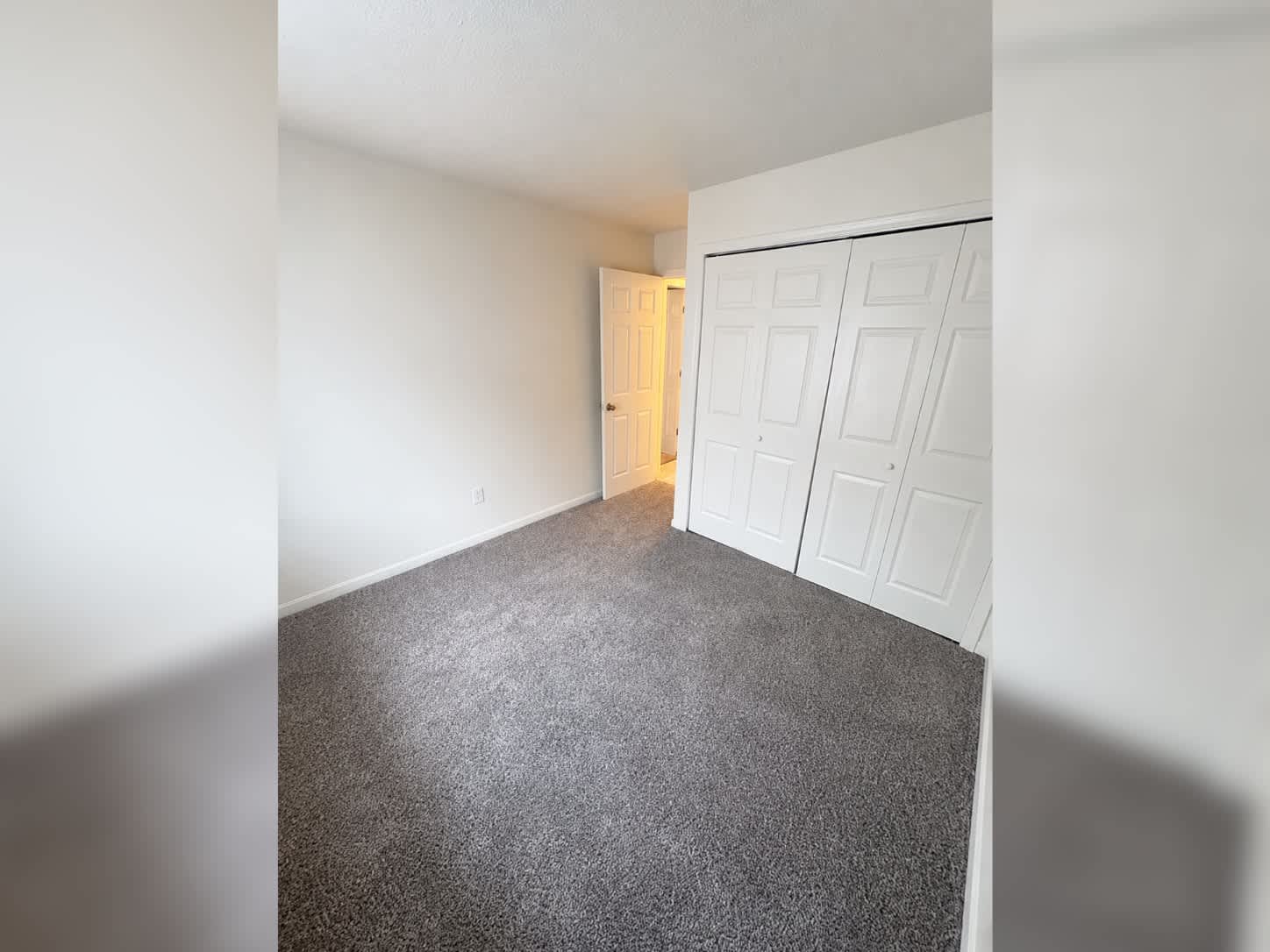 550 Riverside Dr – photo 5