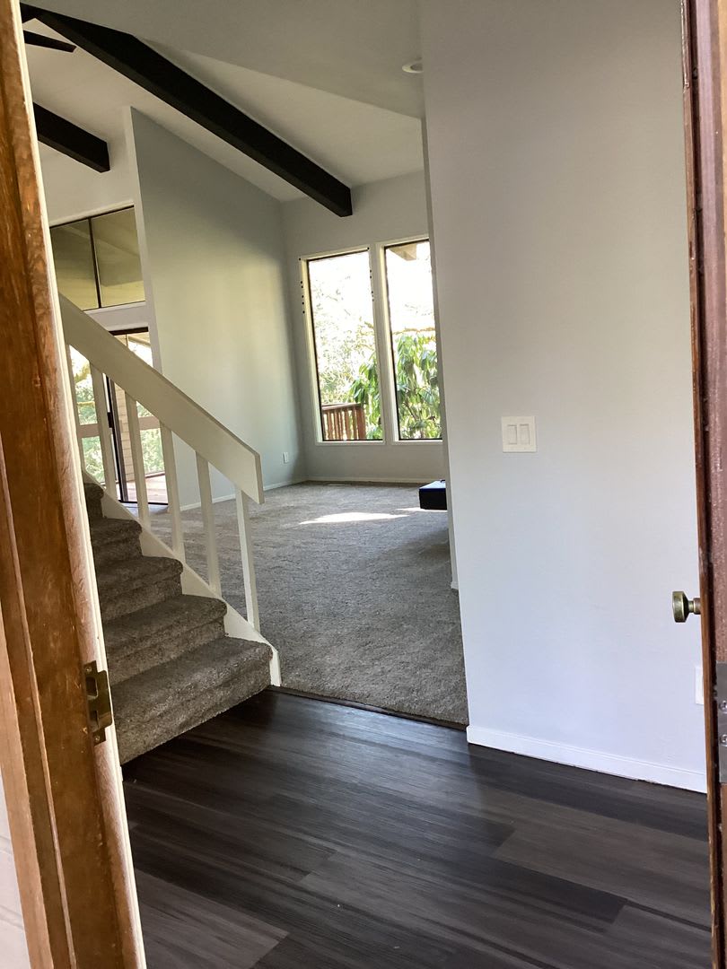 Beautiful Home on Golf Course – photo 3
