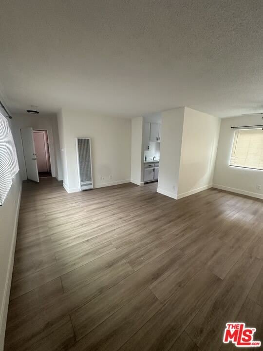 6150 Radford Ave – photo 1