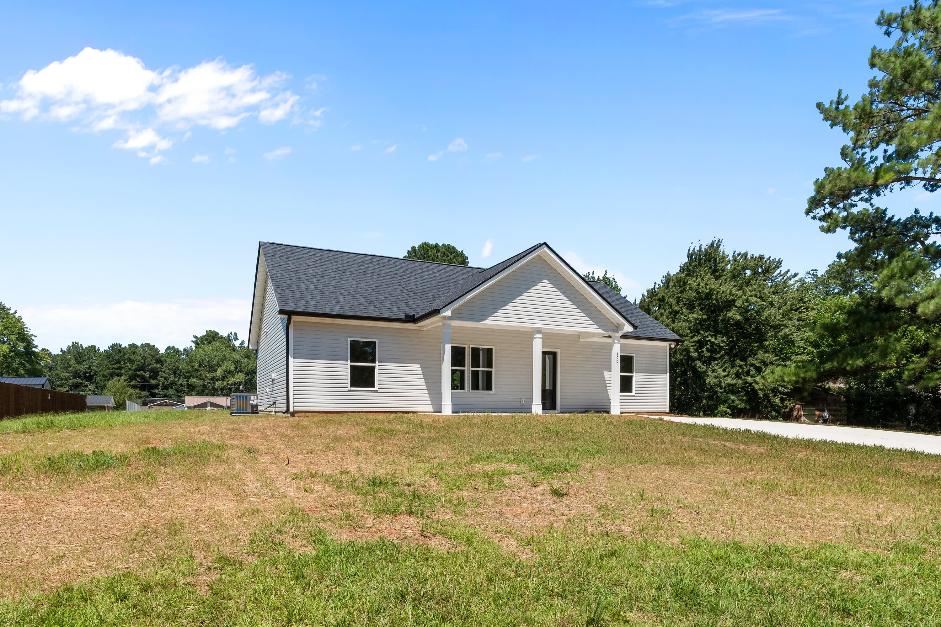 400 Henson Cir – photo 4