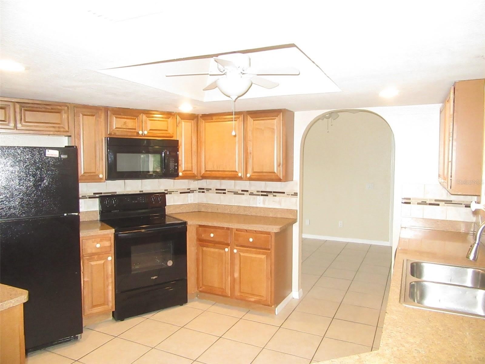 22182 Peachland Boulevard – photo 5