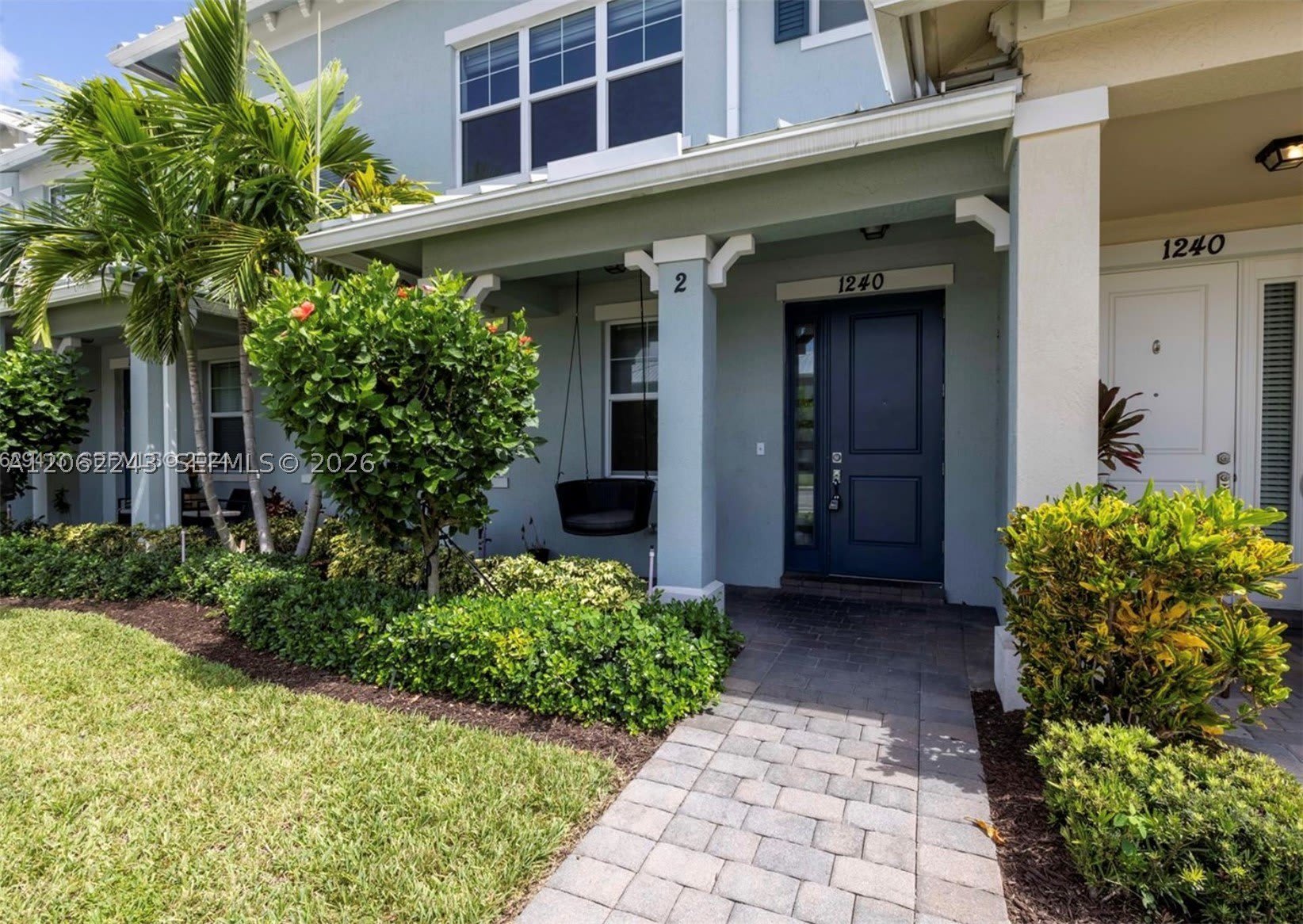 1240 Eucalyptus Dr – photo 3