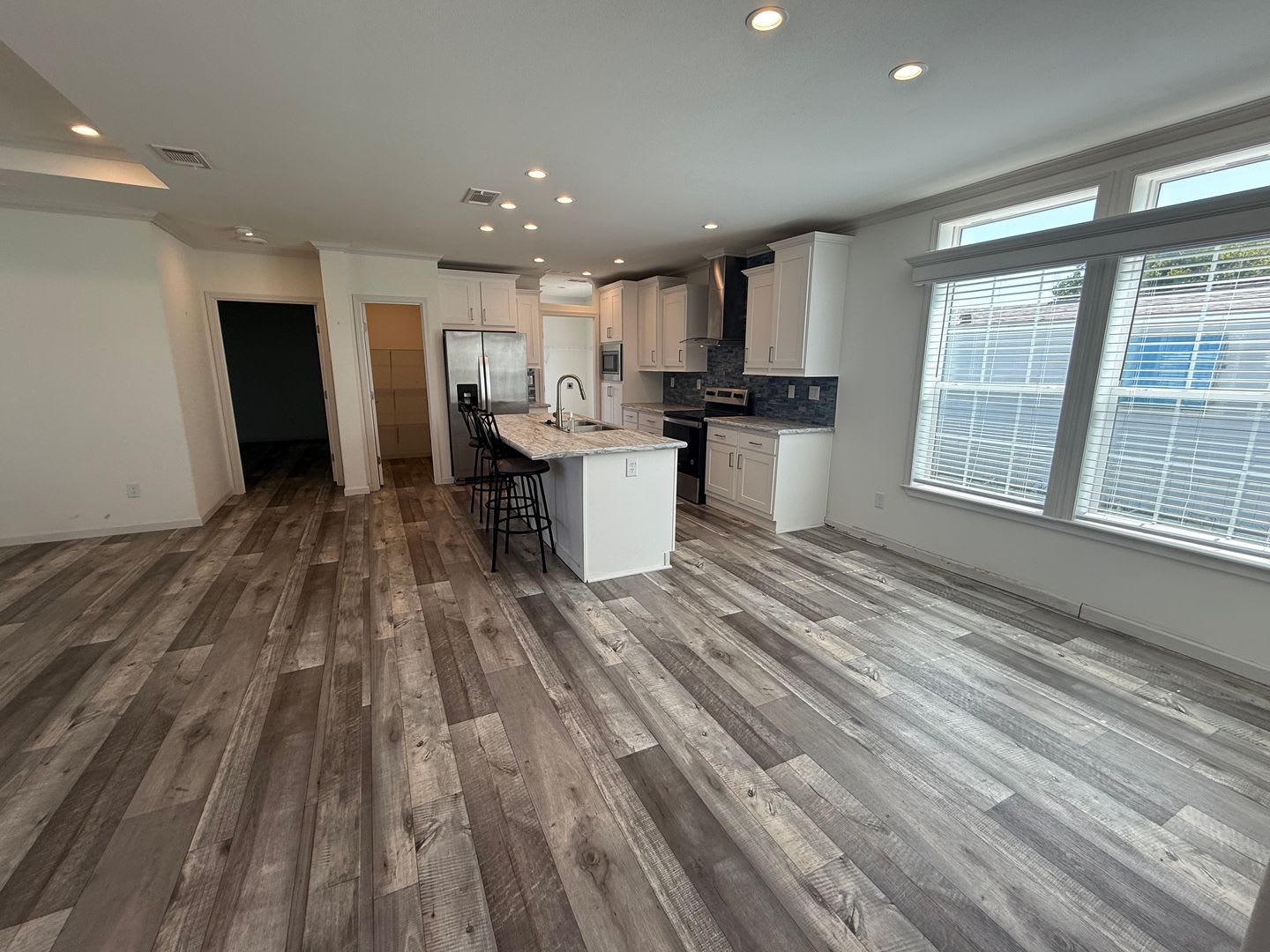 55 Community In Kissimmee South Manufactured Home For Rent – photo 3