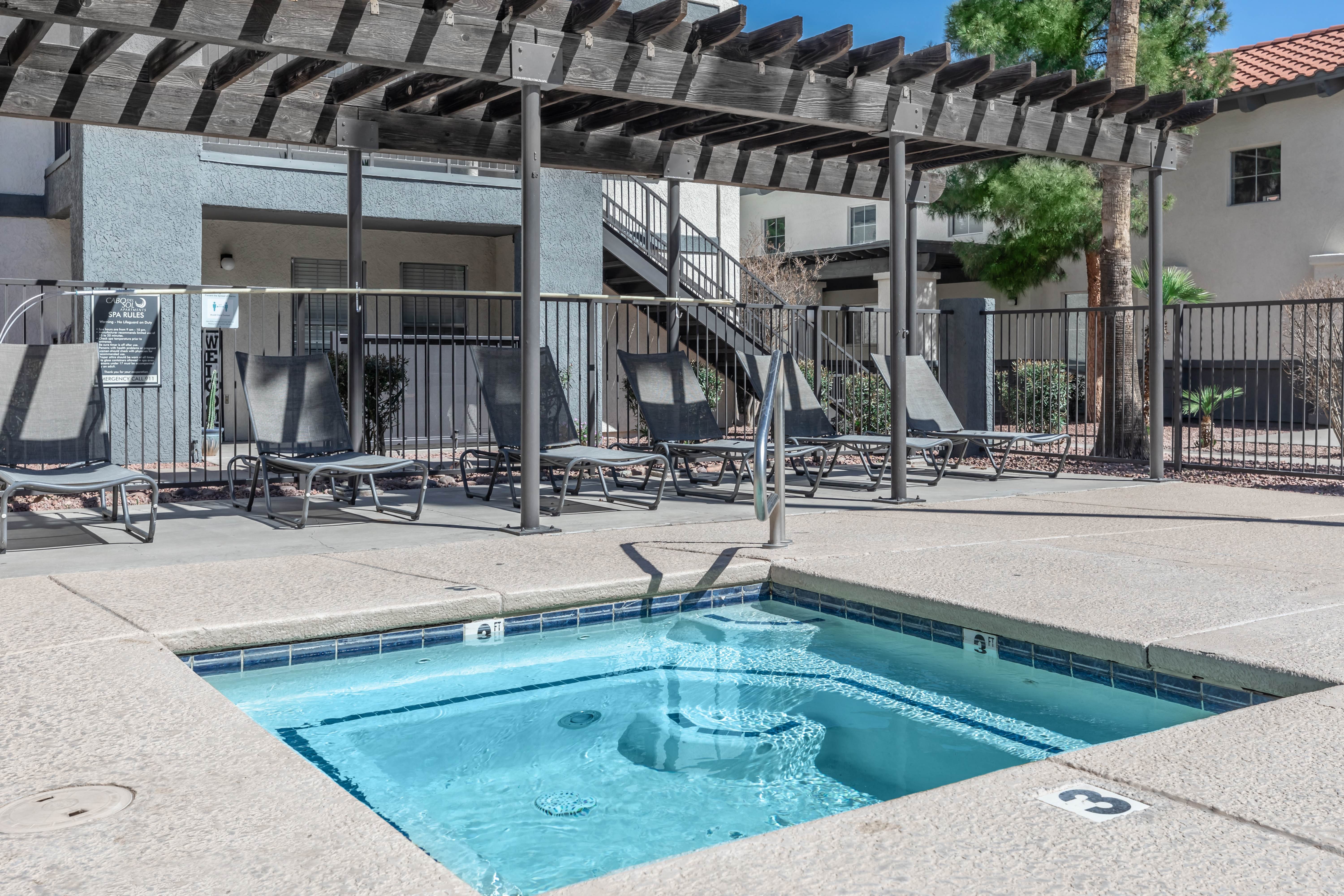 Sunflower Apartments – photo 2