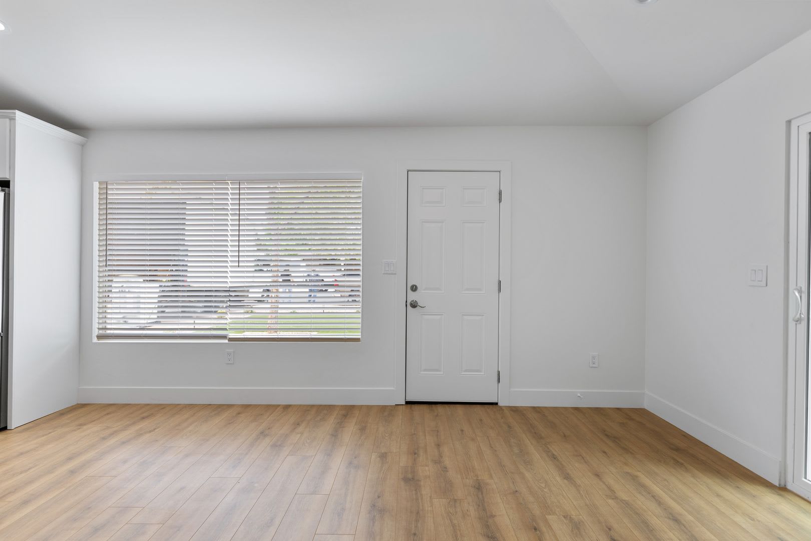 Remodeled 2 bedroom 1 bath in Tempe! – photo 3