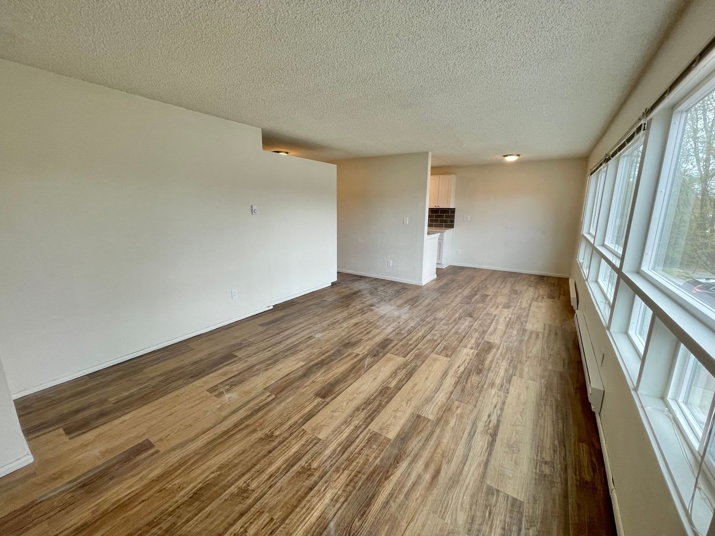 9043 35th Ave SW – photo 4