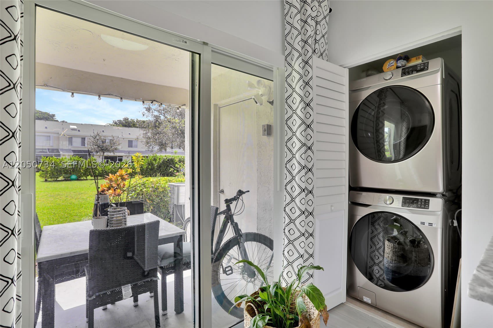7921 Sanibel Dr – photo 5