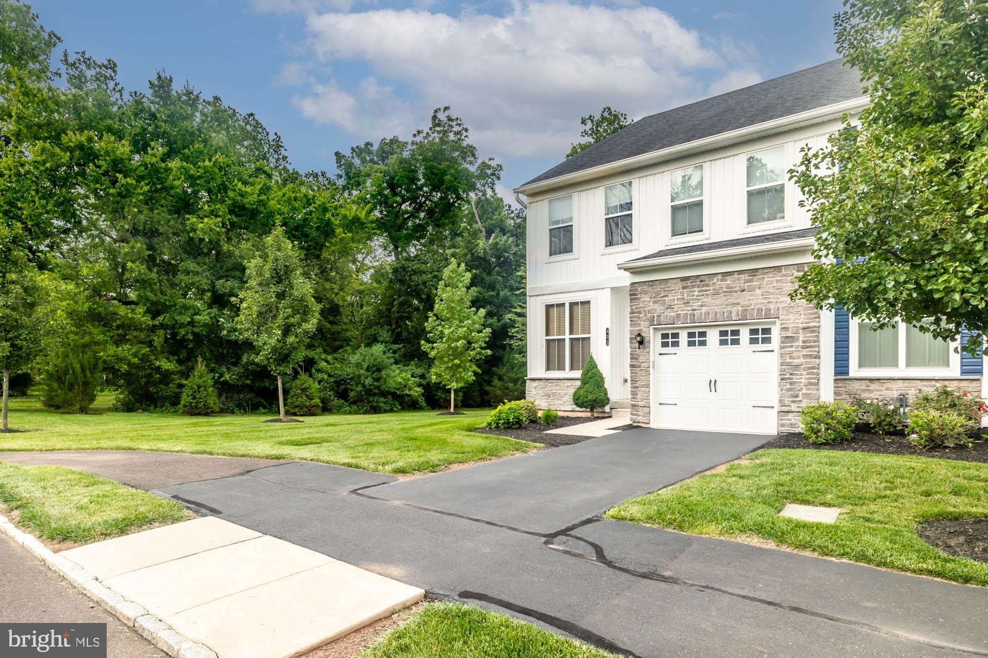 401 WYNSTONE Court – photo 3