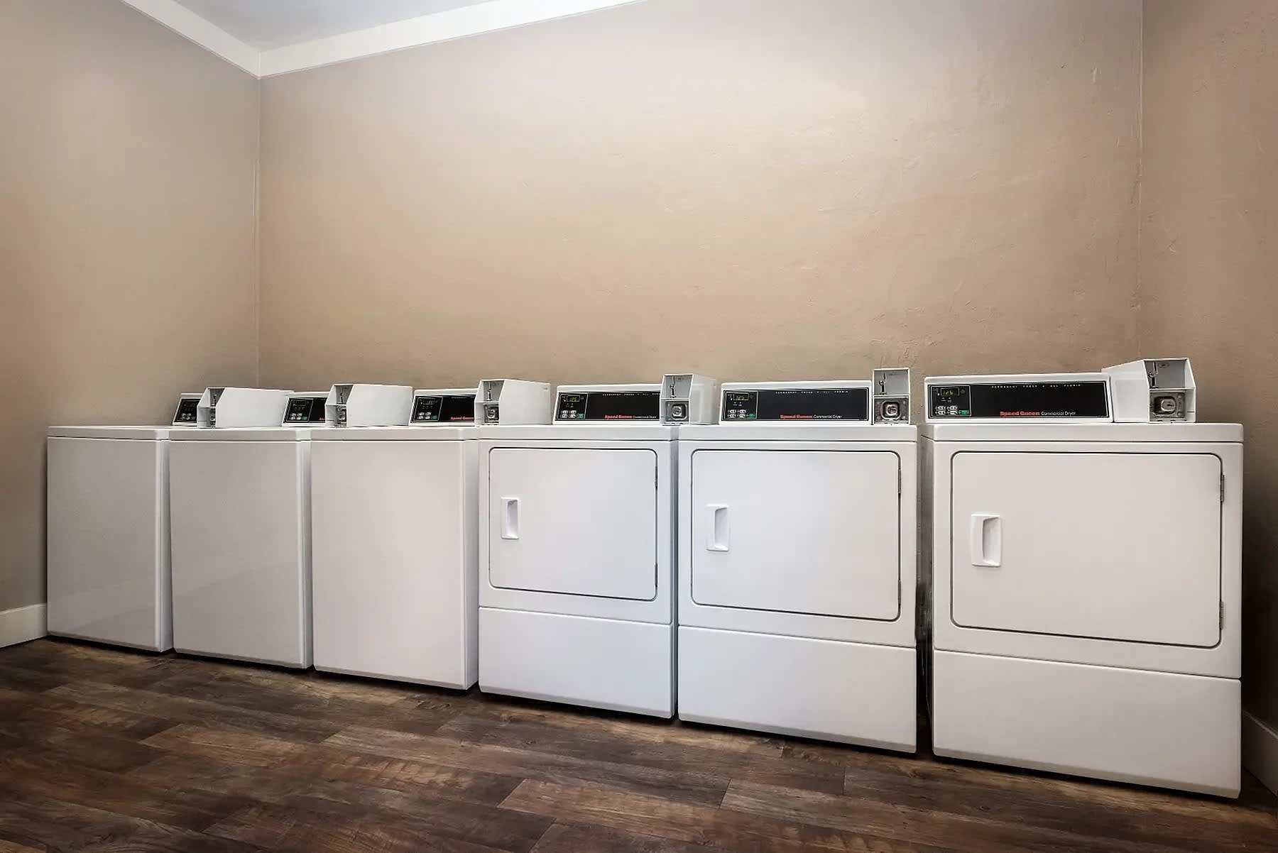 Elan Baylofts – photo 5
