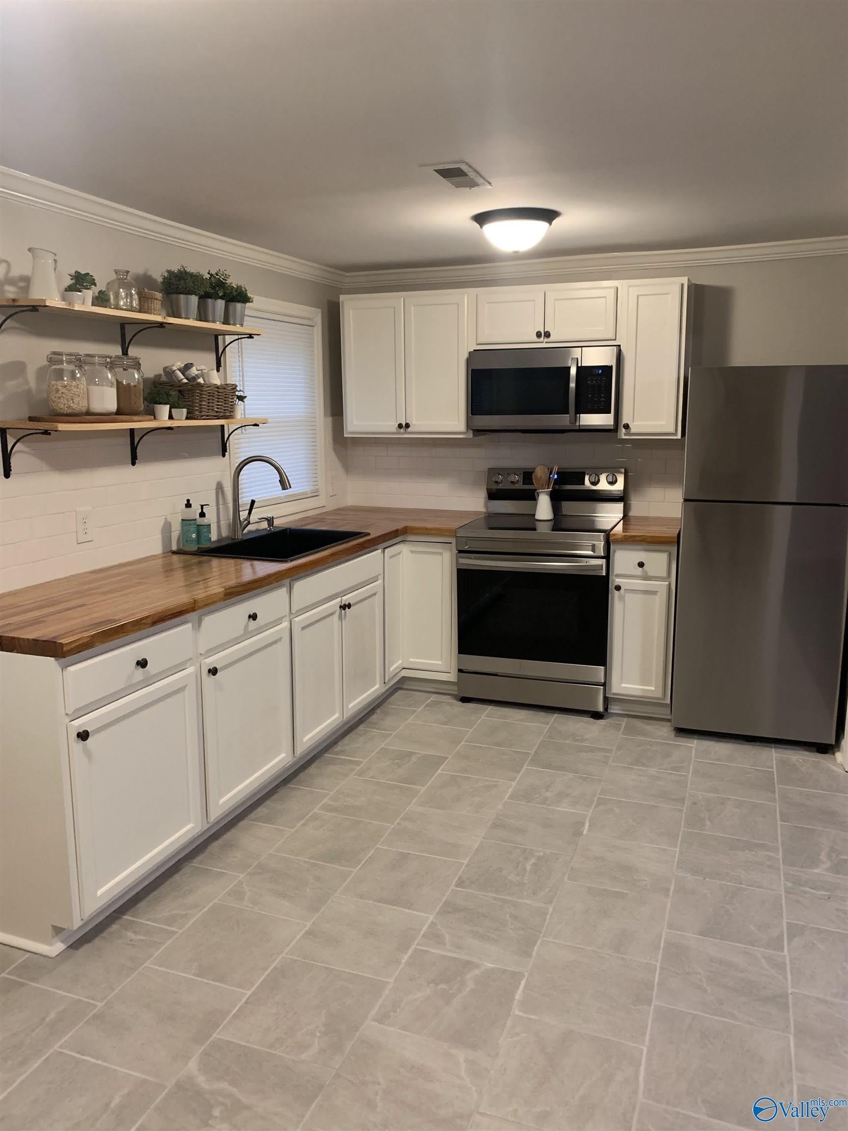 3916 9th Avenue – photo 2