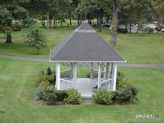 138 Woodside Green – photo 1