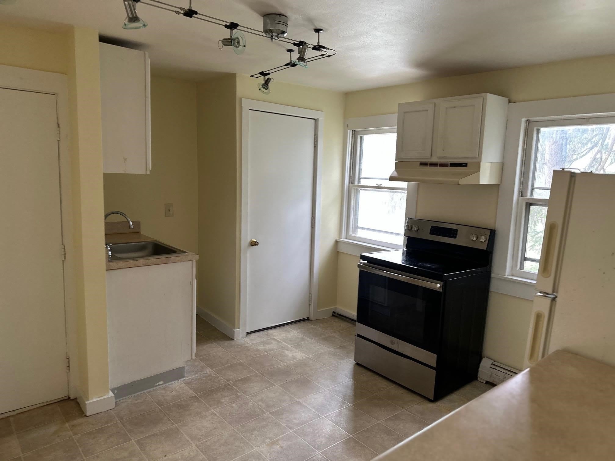 11 Chesterfield Road – photo 4
