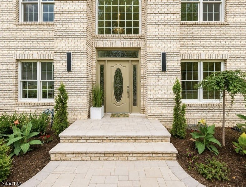 10 Elmwood Ct – photo 2