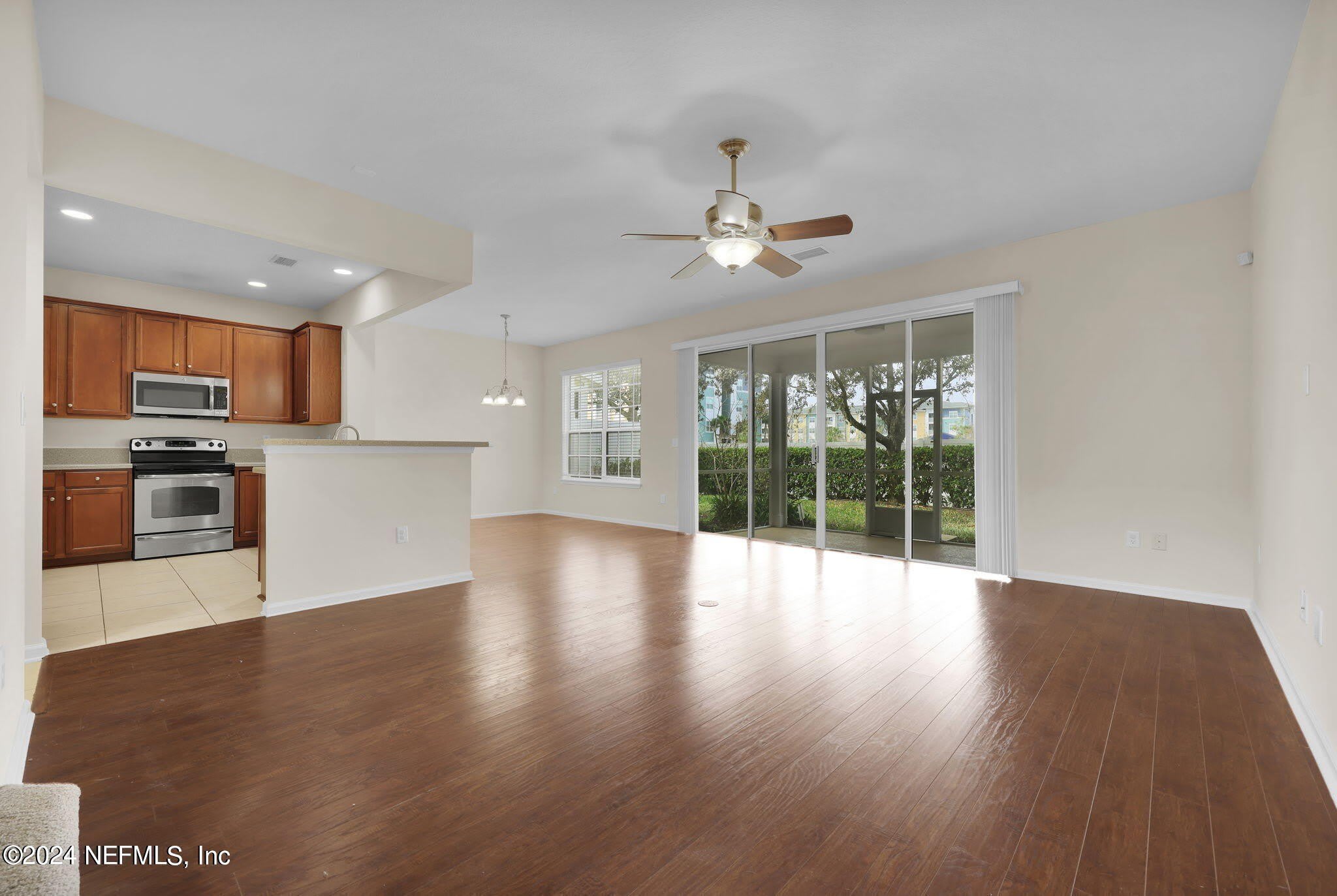 4214 METRON Drive – photo 2