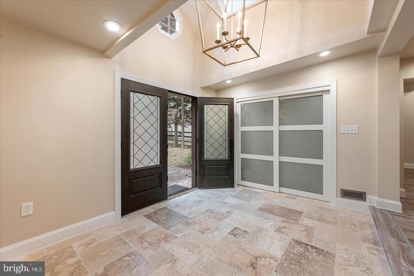 9036 JEFFERY Road – photo 5
