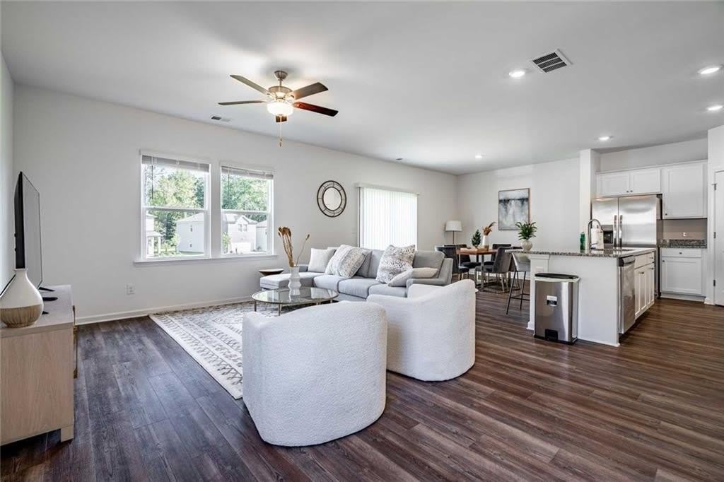 8317 Hunters Grove Road – photo 4