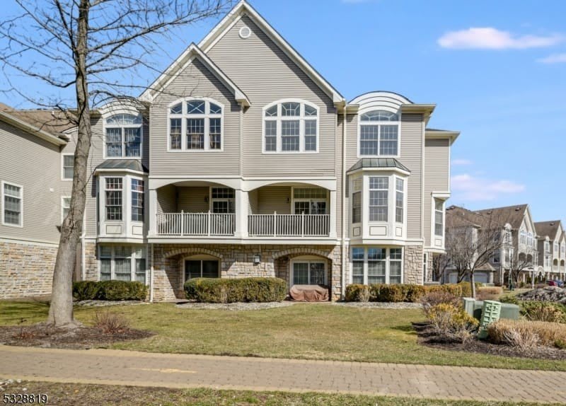 103 Crown Ct – photo 2