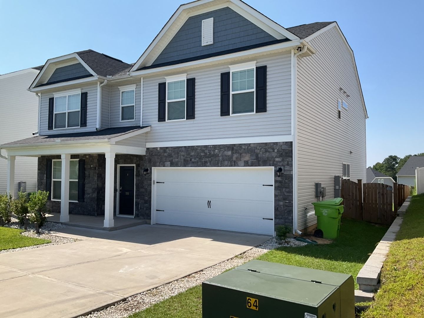 FOR RENT – photo 1