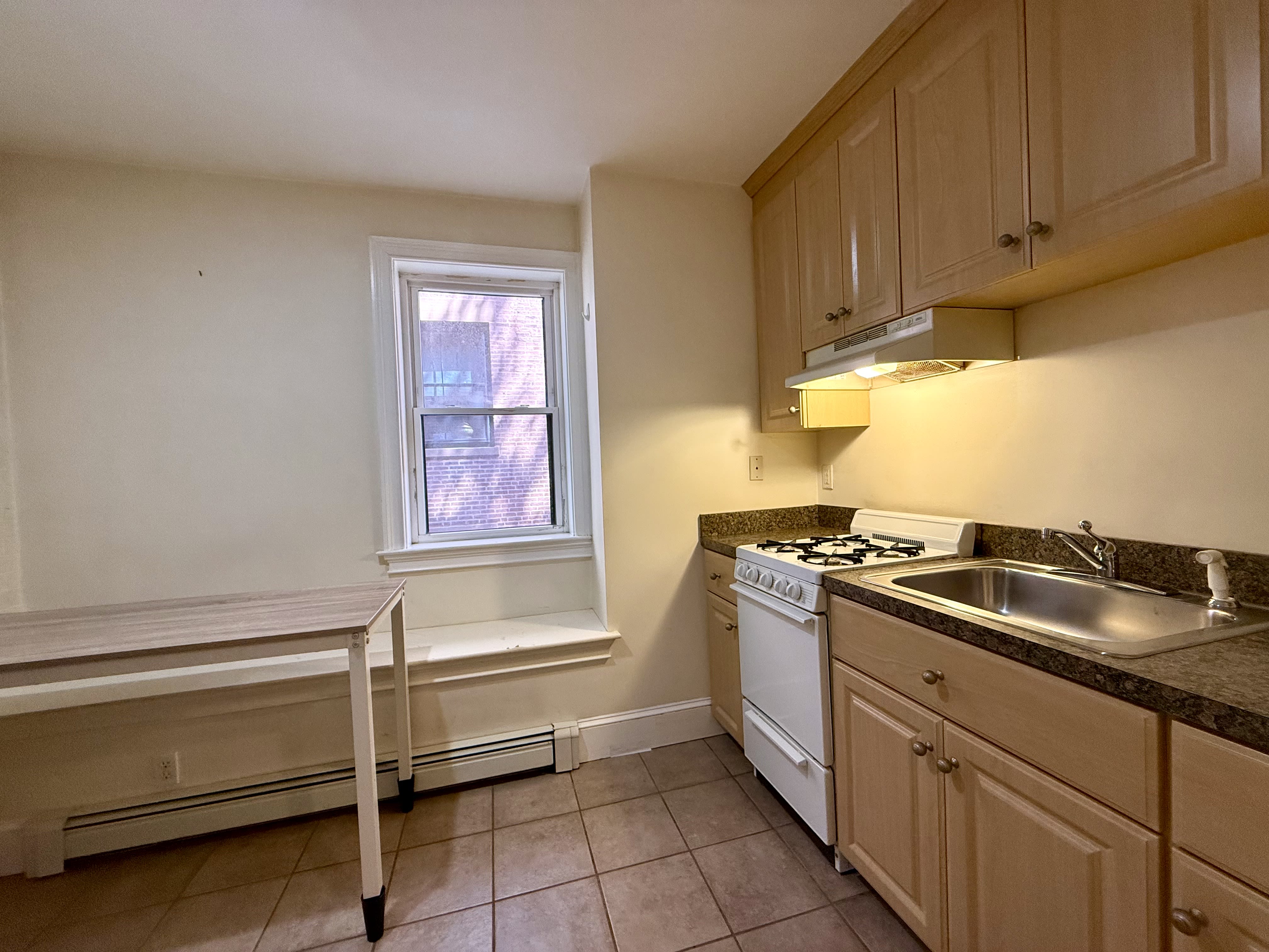 17 Exeter St – photo 5