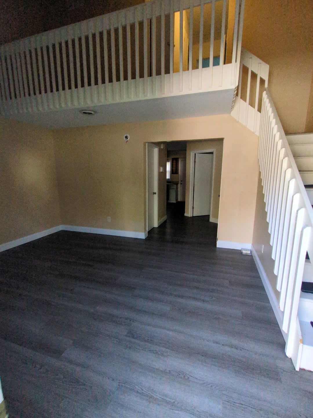 162 Spruance Road – photo 2