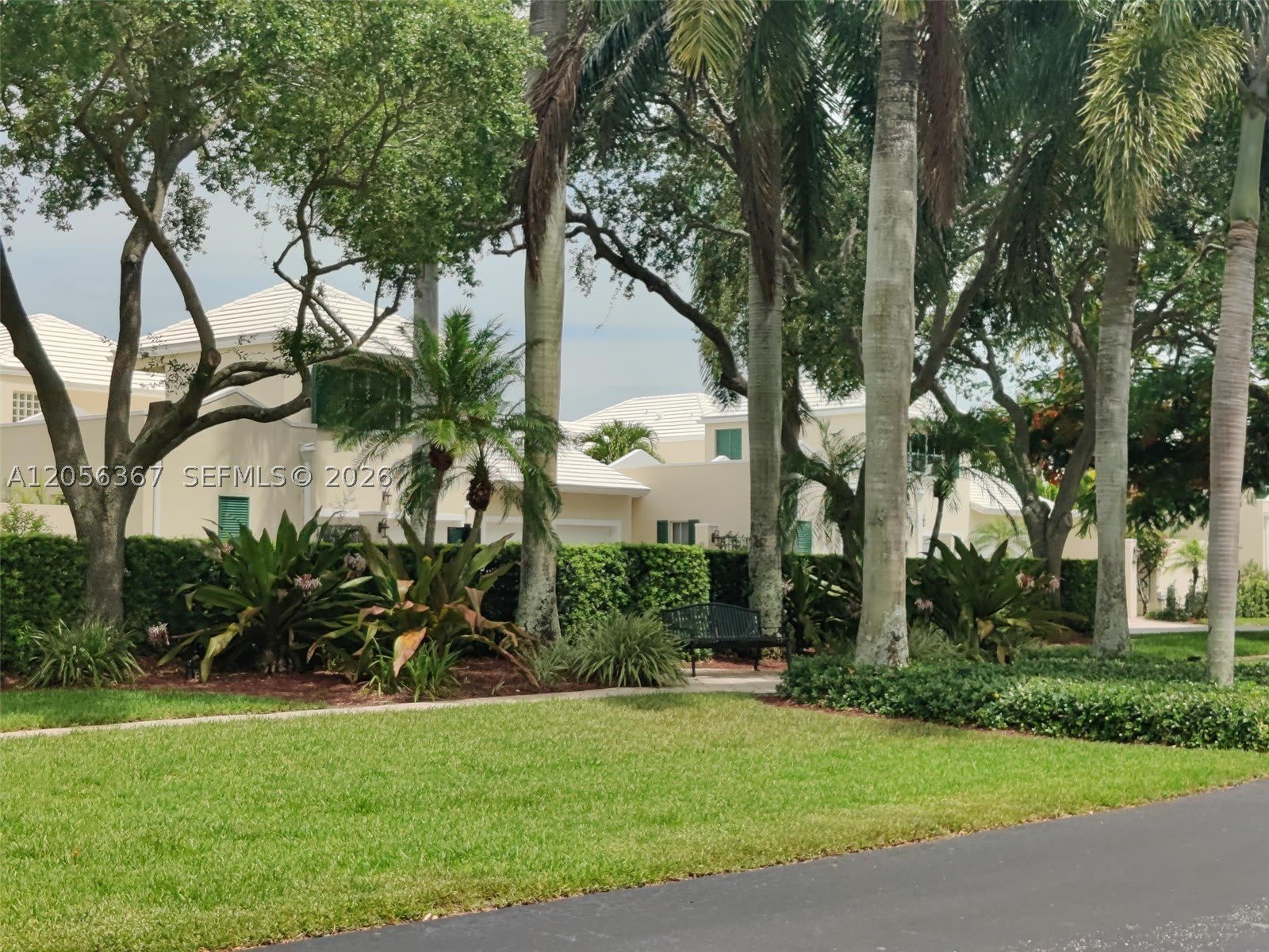 17276 Bermuda Village Dr – photo 2