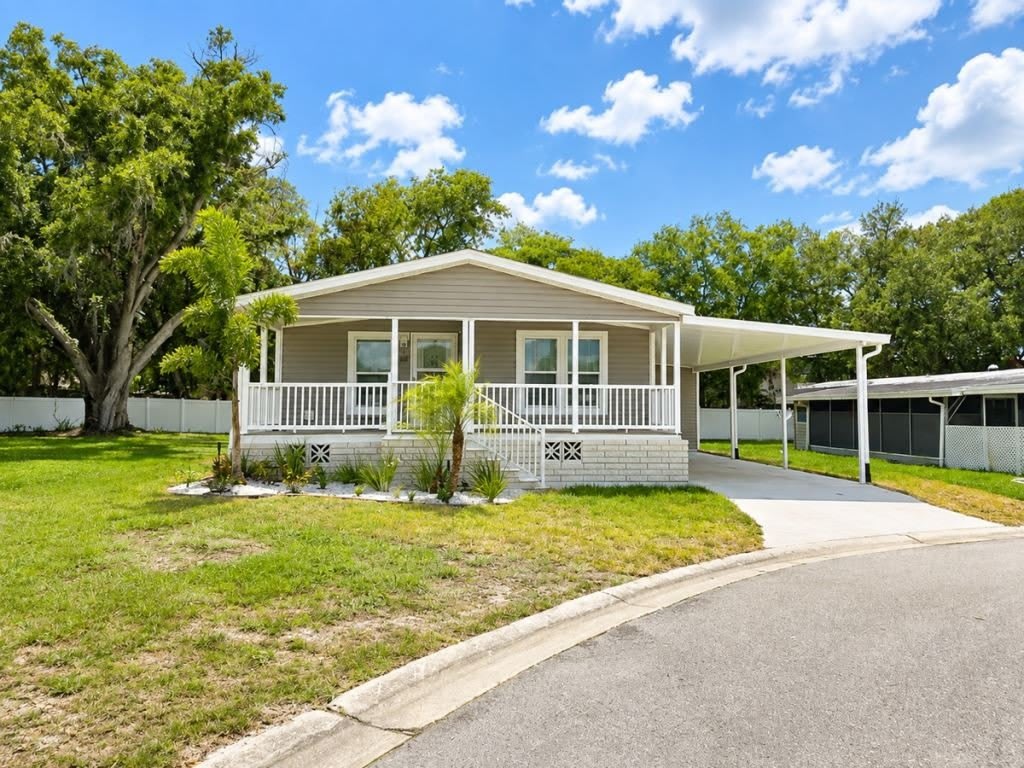 102 Robert James Drive – photo 4