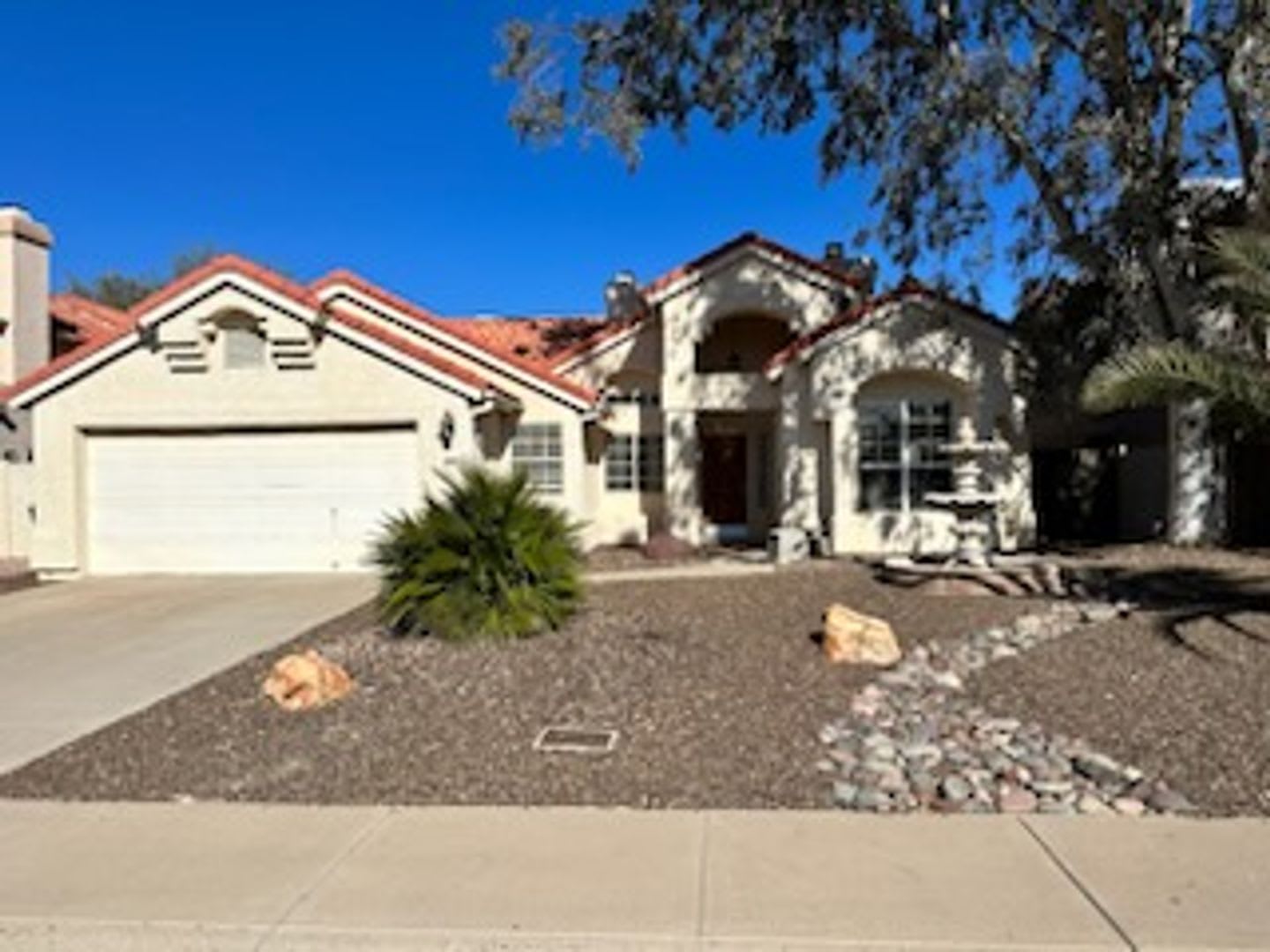 Now Available Bed 2 Bath With Sparkling Pool Near 40Th St Chandler Blvd Kyrene Schools – photo 2