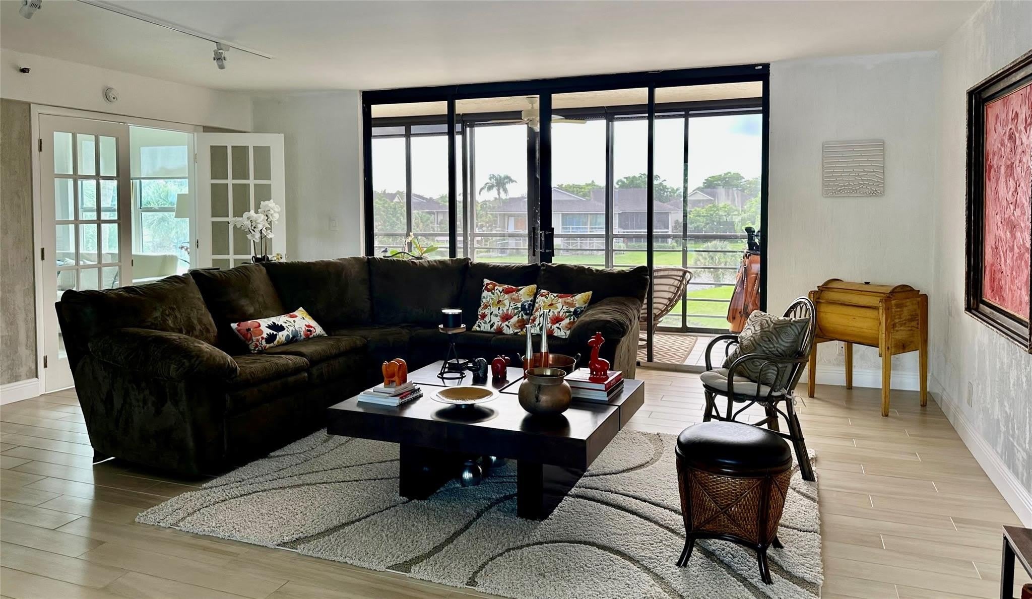 7582 Regency Lake Drive – photo 3