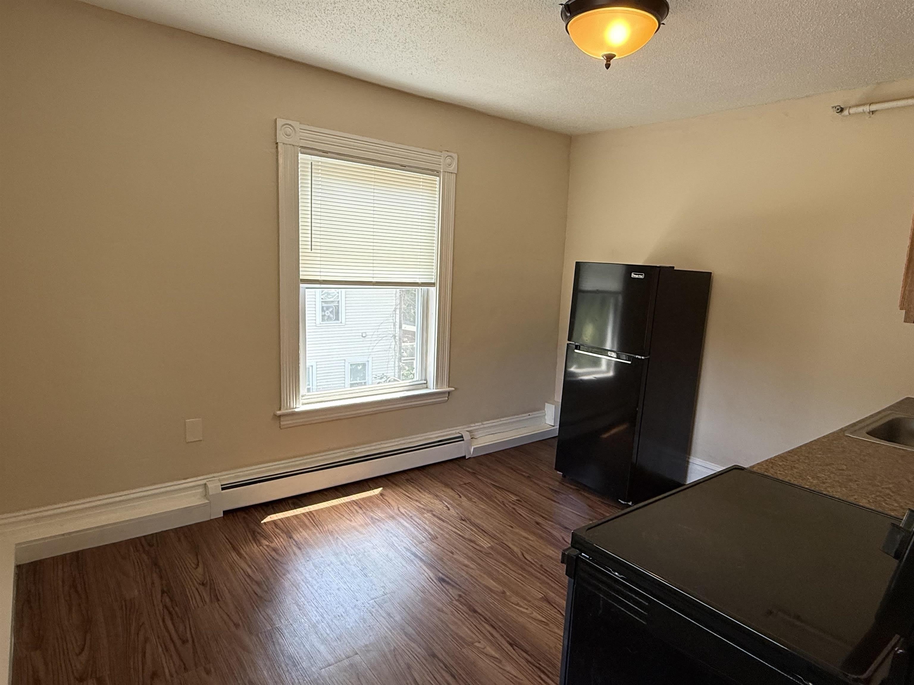 70 West Broadway – photo 3