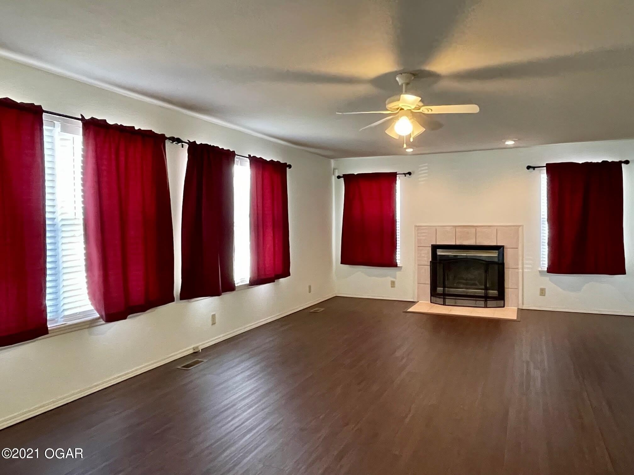 1201 Southgate Road – photo 2