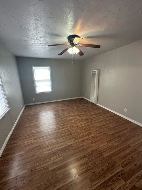 3801 Northeast 20th Avenue – photo 2